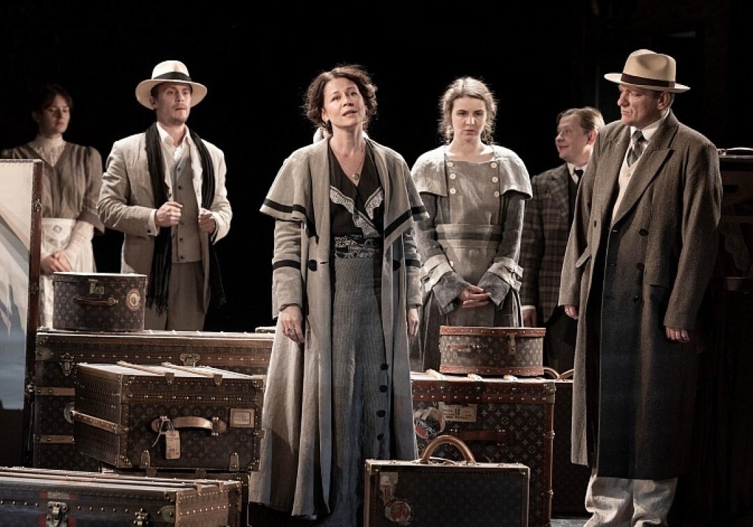 «Чеховъ. Вишневый садъ. Нет слов!»