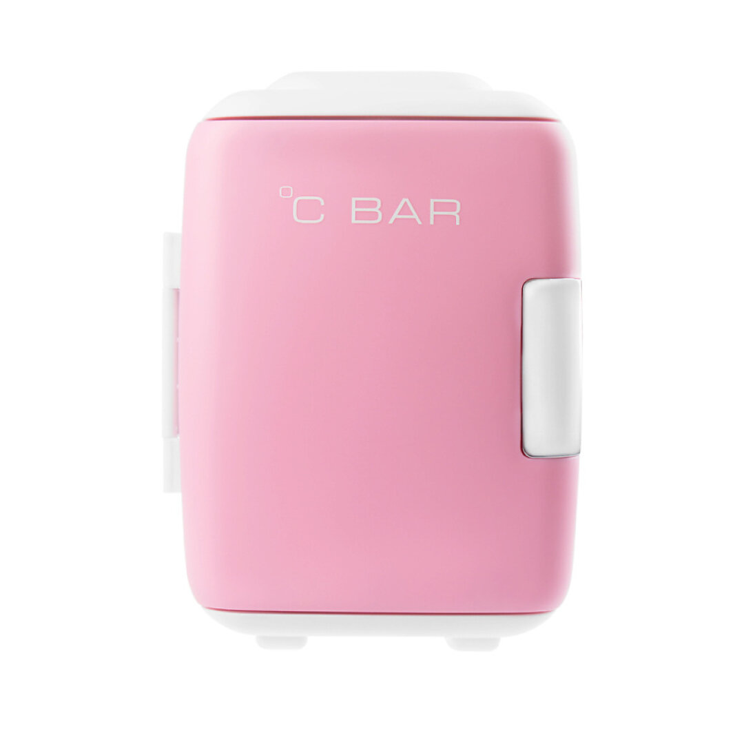 Мини-холодильник для косметики, 10 200 рублей