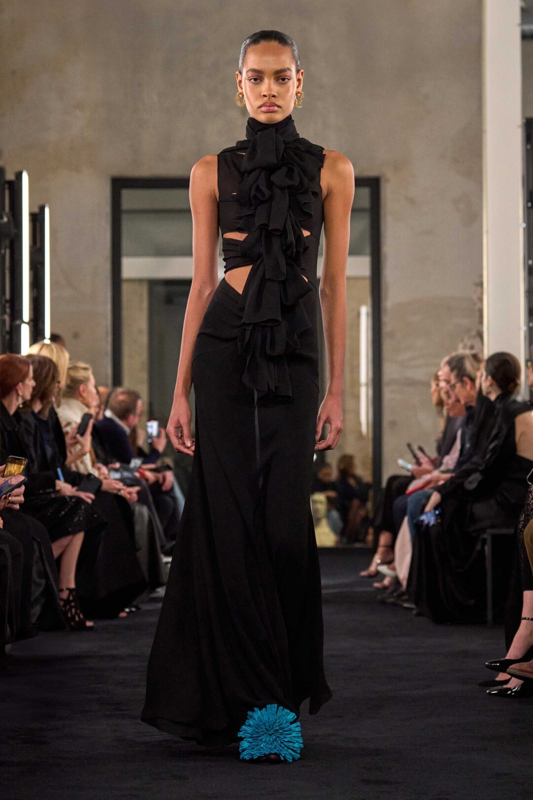 Свиферы уже почти аут, исключение — в остромодном бирюзовом оттенке