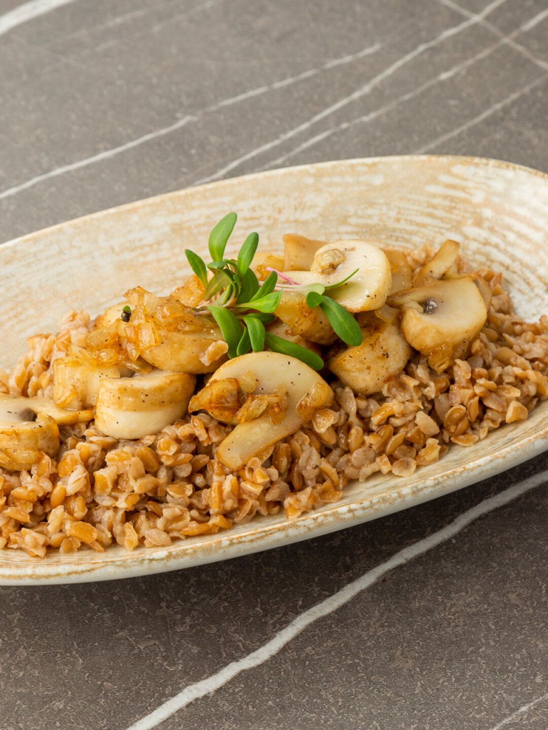 Ачар плов из полбы с шампиньонами