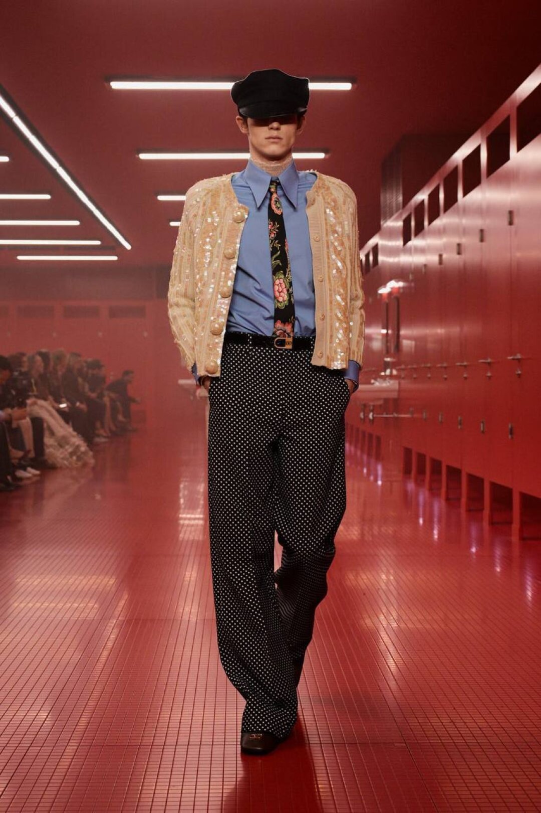 Практикуемся в принт-комбинаторике: женим цветы с горошком