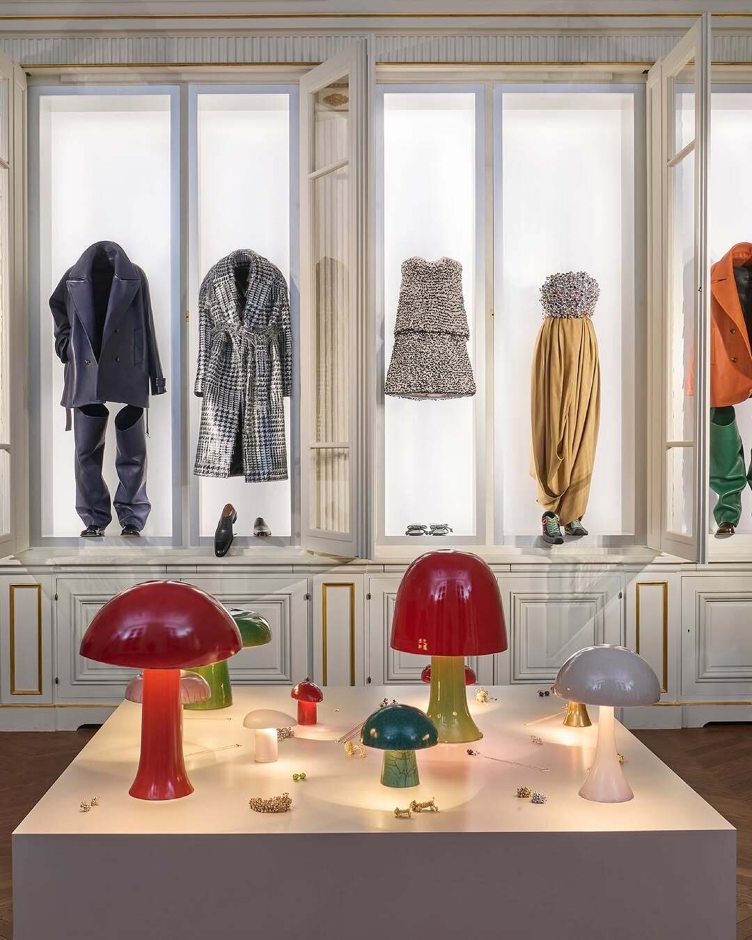 Мастхэв — брюки-чапсы