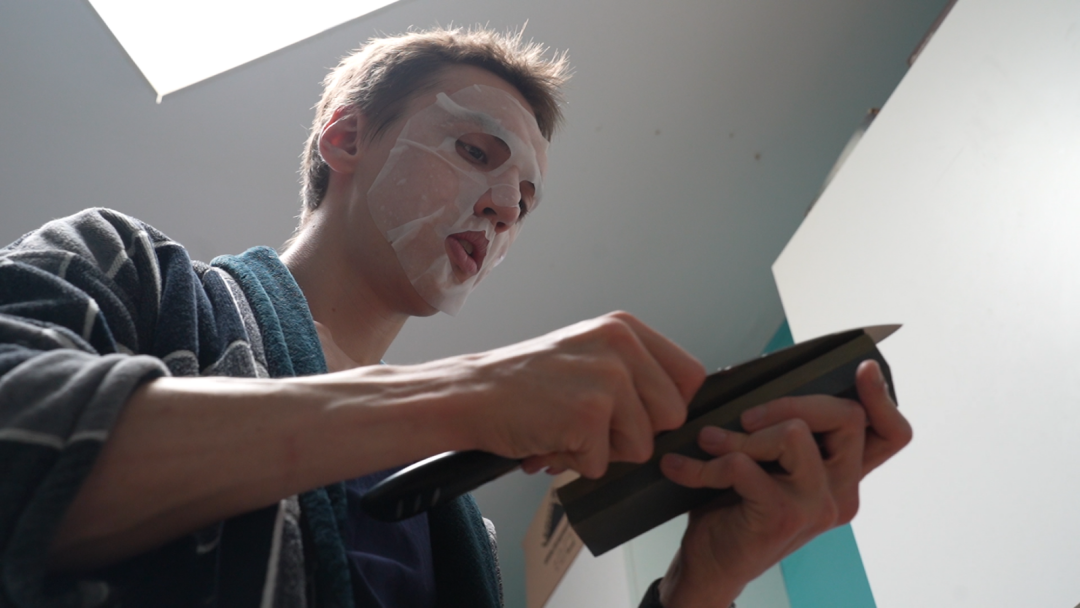 «Любовь с первого свайпа»