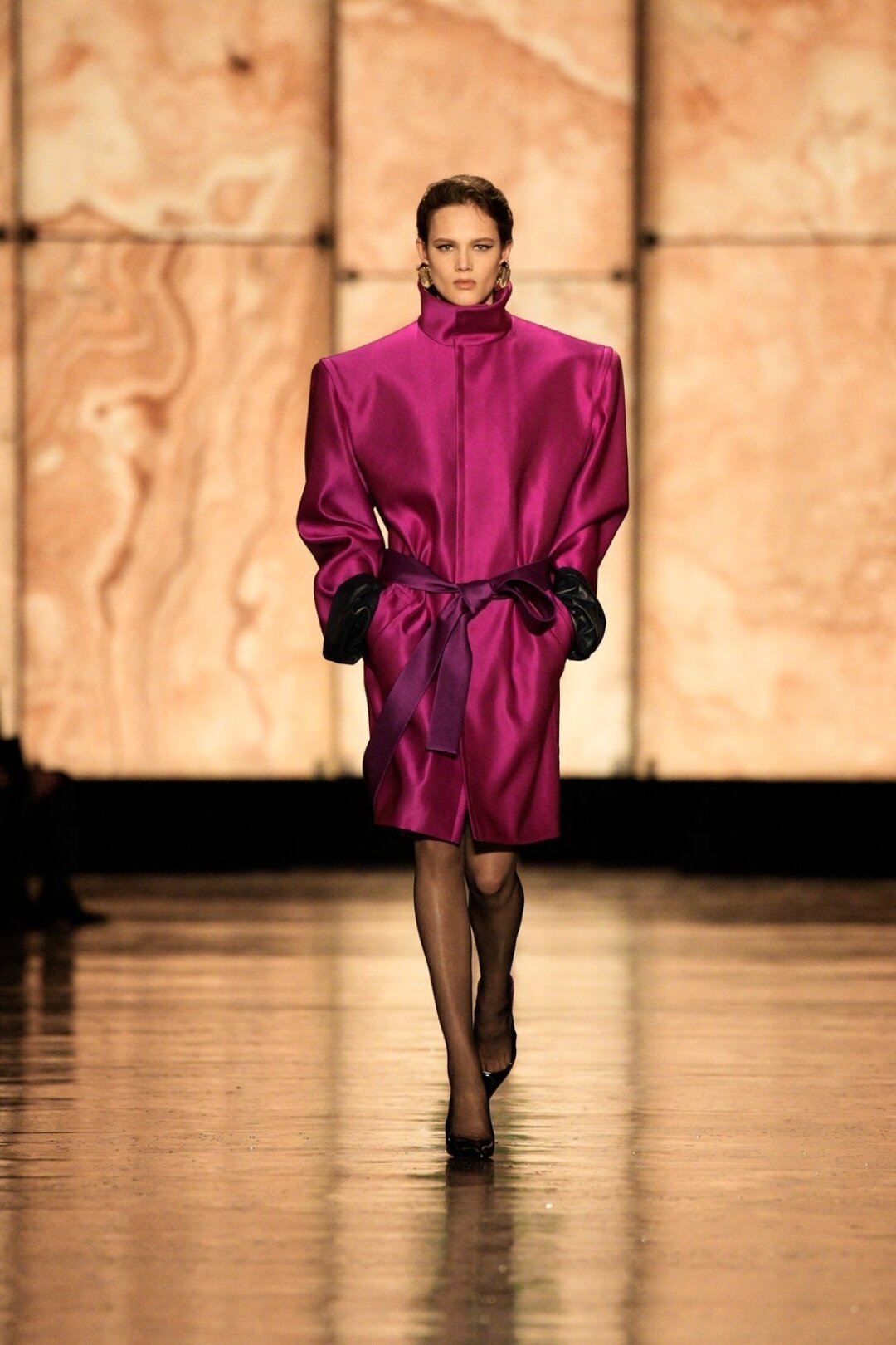 Мастхэв — оттенок Paris pink из «парижской» коллекции YSL 1983 года