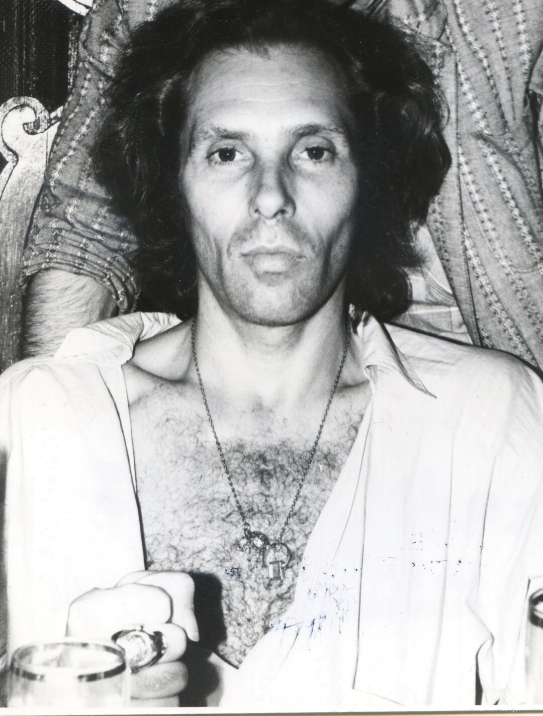 Хорхе Донн, танцовщик и солист труппы Бежара, сын российских эмигрантов в Буэнос-Айресе, названный Донном в честь реки