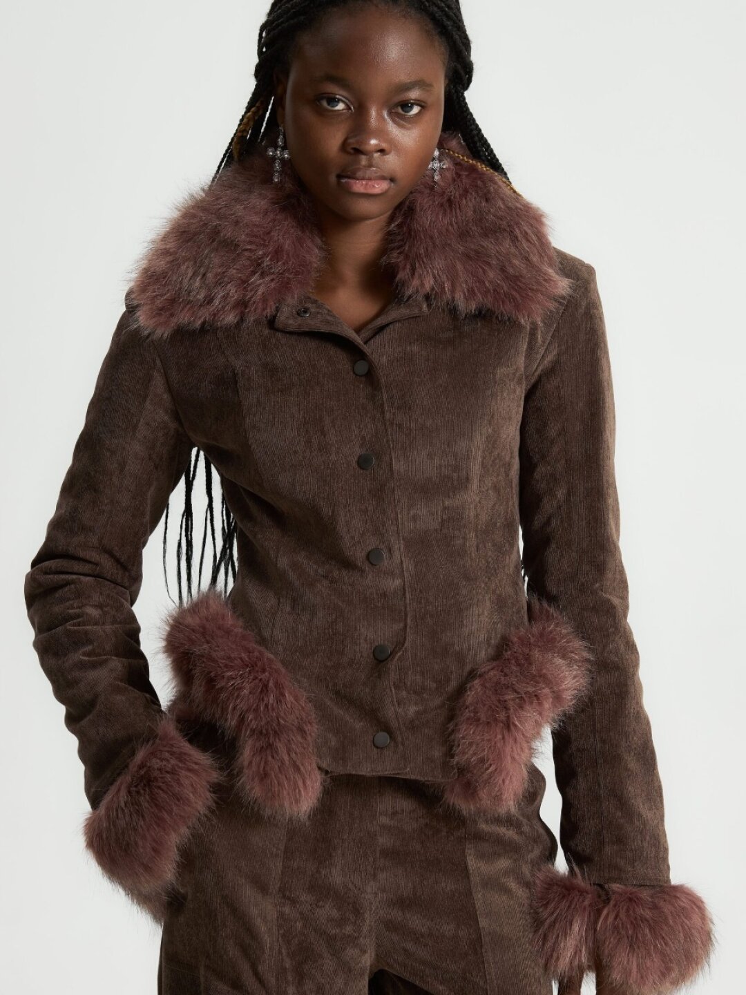 Monrêve, 33 400 руб.