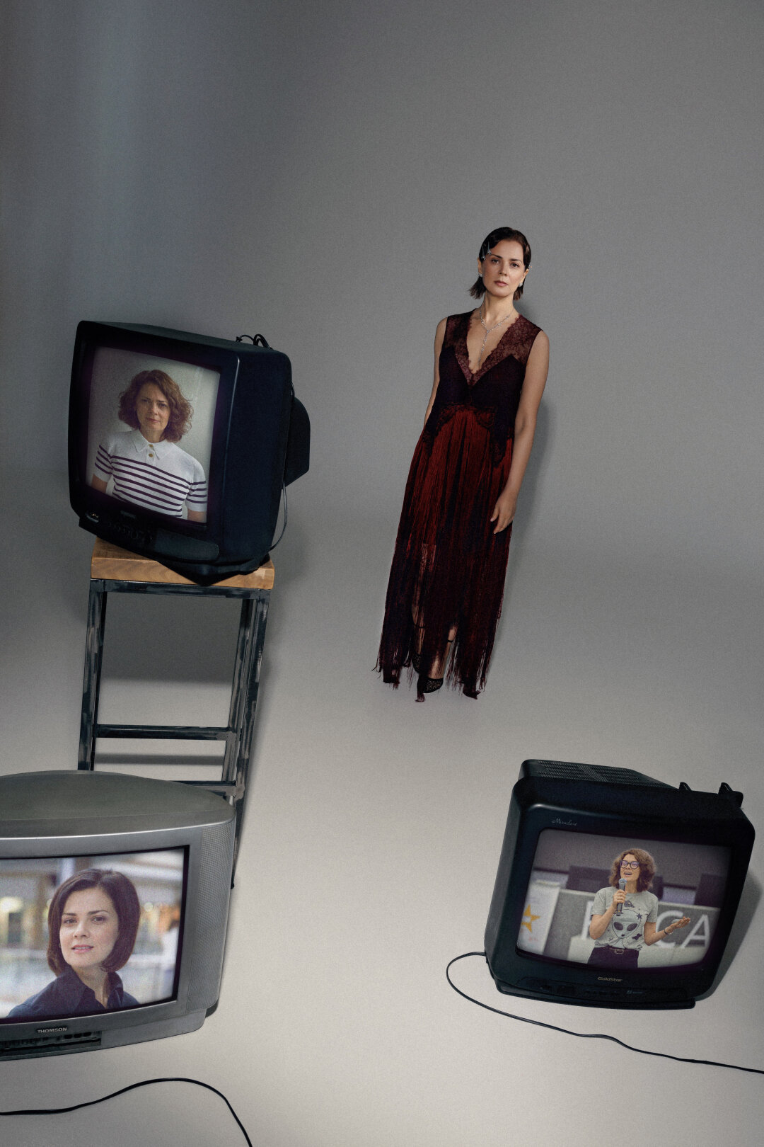 Платье GIVENCHY, туфли ALAÏA (Лакшери STORE)