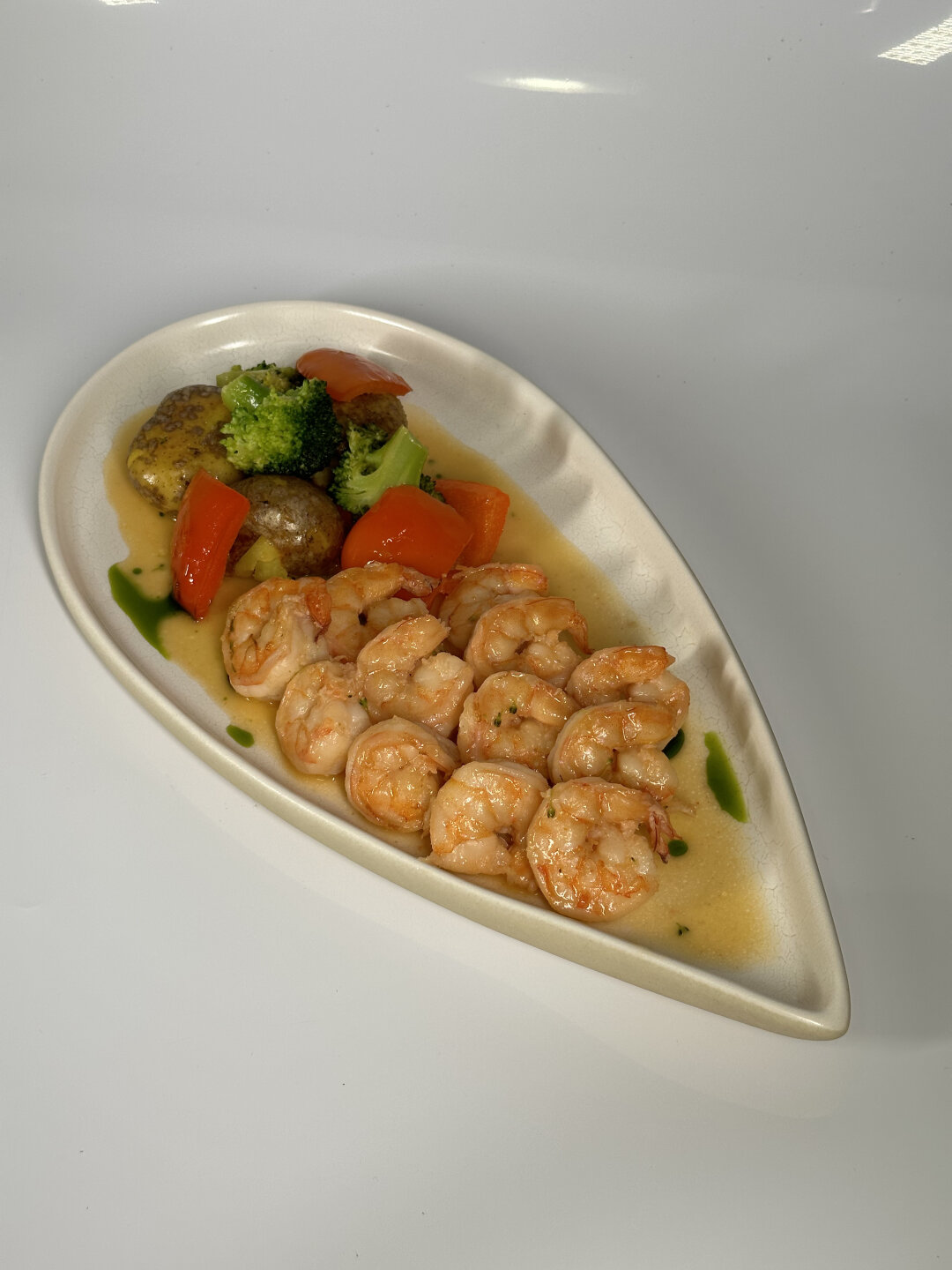 Дюжина креветок из ресторана ACAFFE