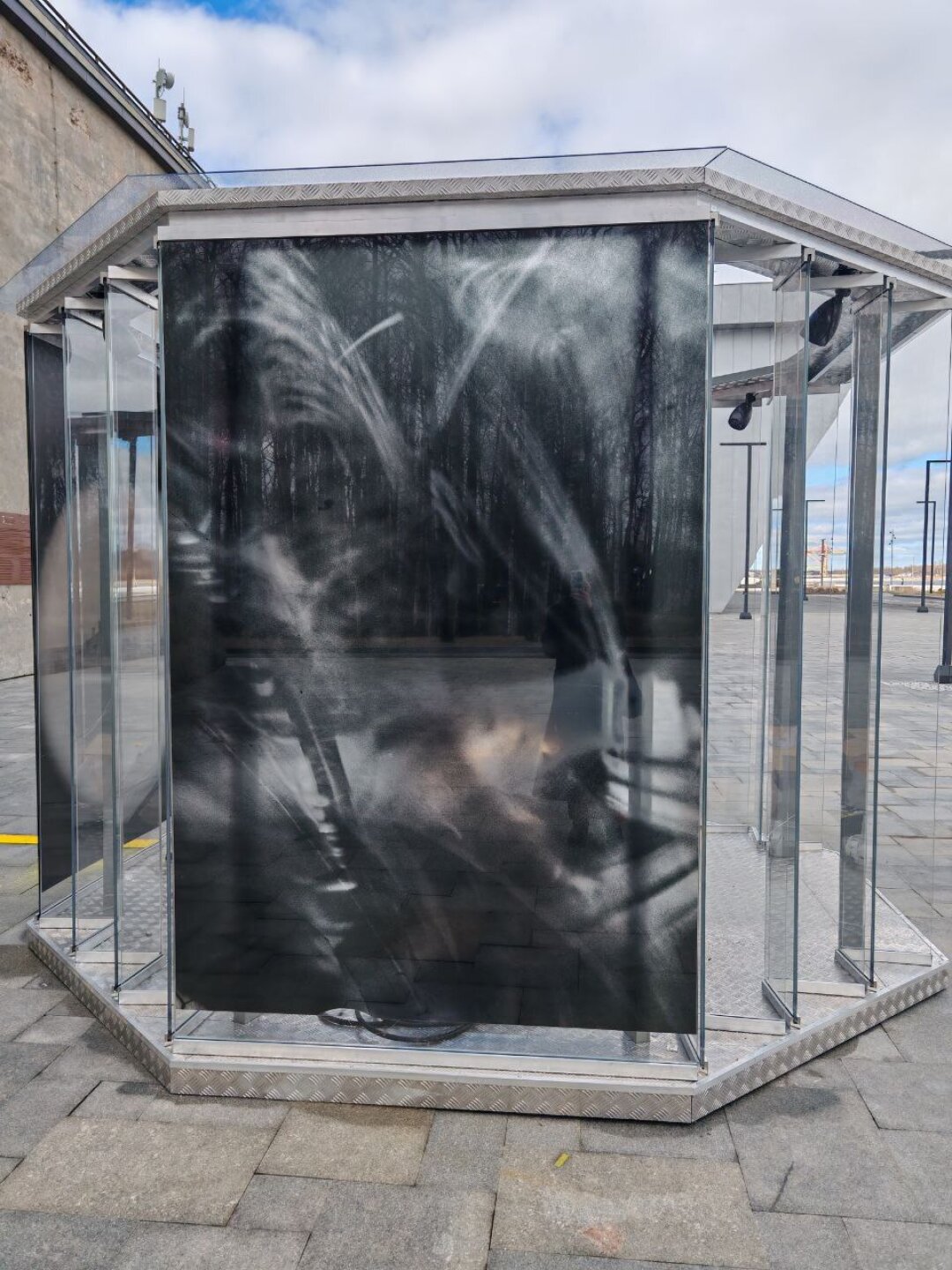 "Смотритель маяка" Юлия Павлова и Дмитрий Мульков