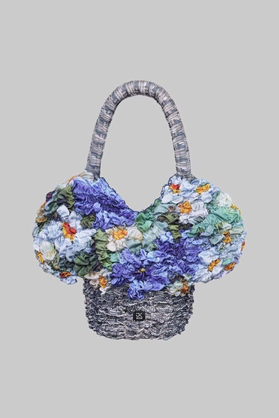 J.Kim, 56 000 руб.