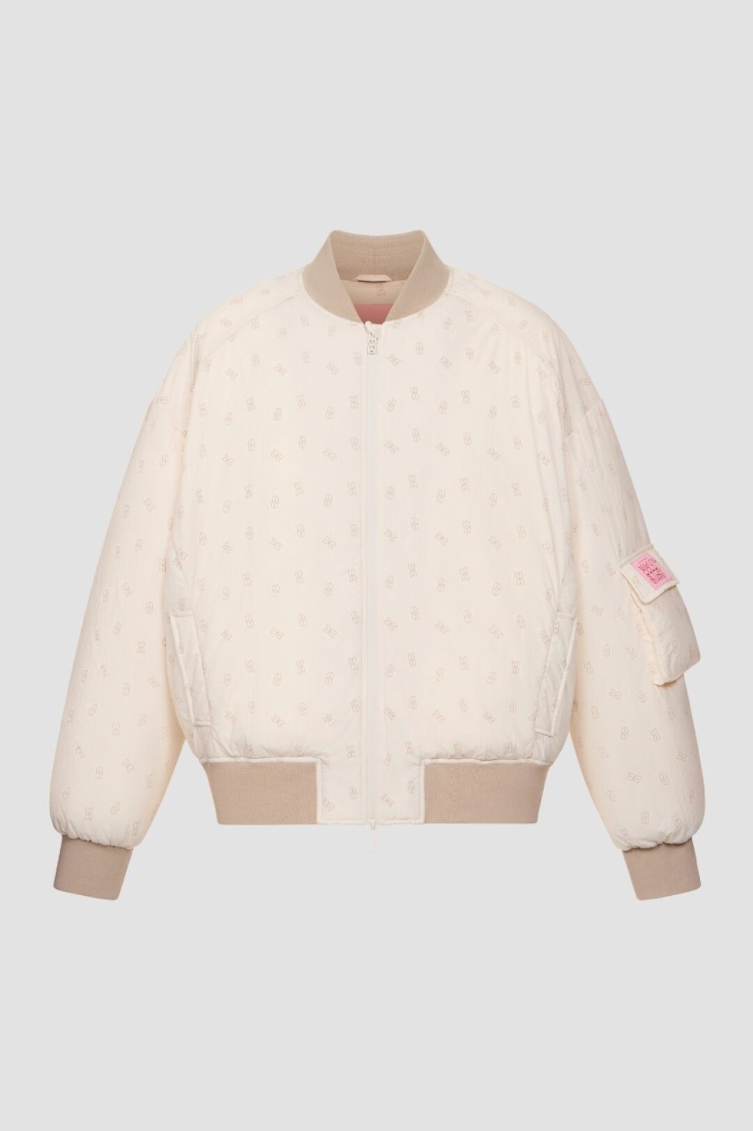 Monochrome, 36 500 руб.