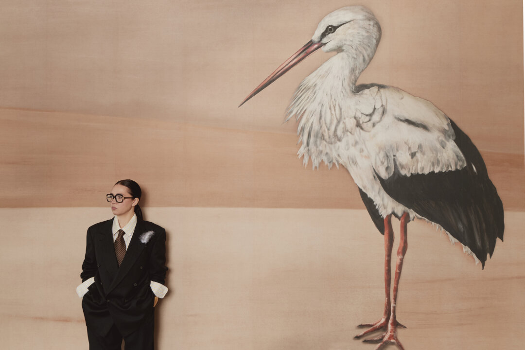 Пиджак DAHM & SCHäDLER, рубашка AMERICAN EAGLE, брюки HUGO BOSS и галстук(«Сундук»), очки KALEOS (Optika Optima)