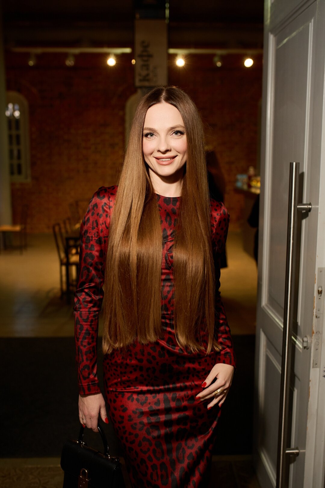 Анна Тарасова