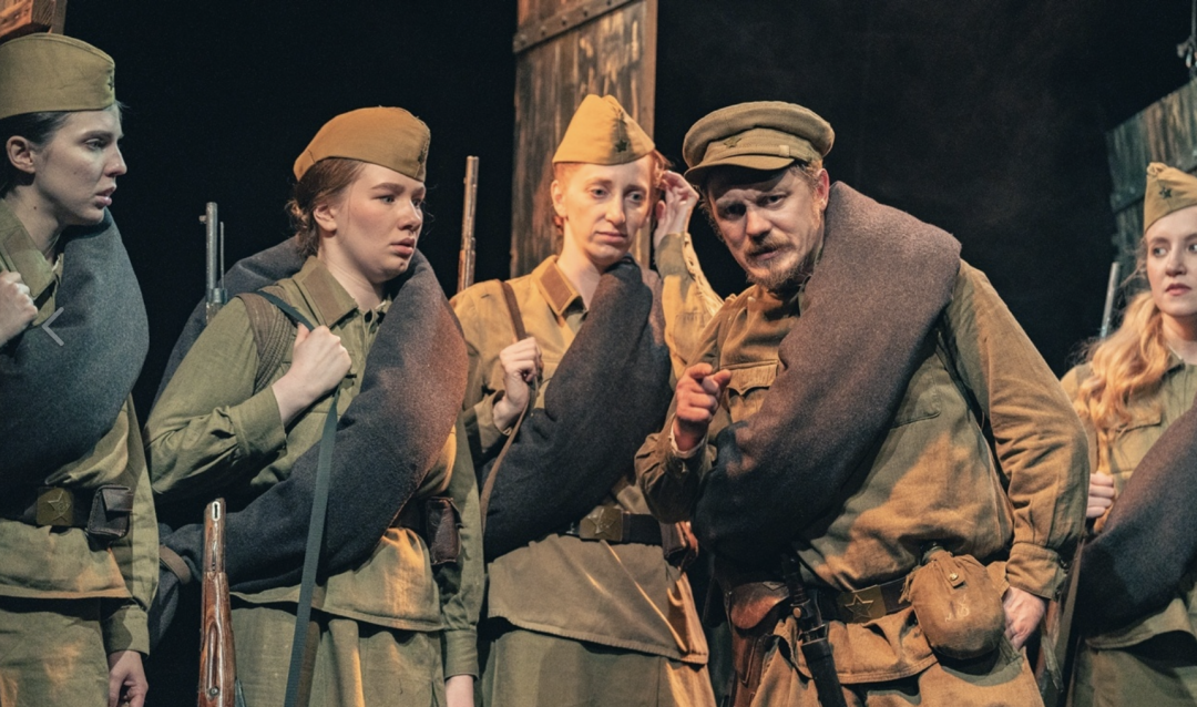 Спектакль «А зори здесь тихие»