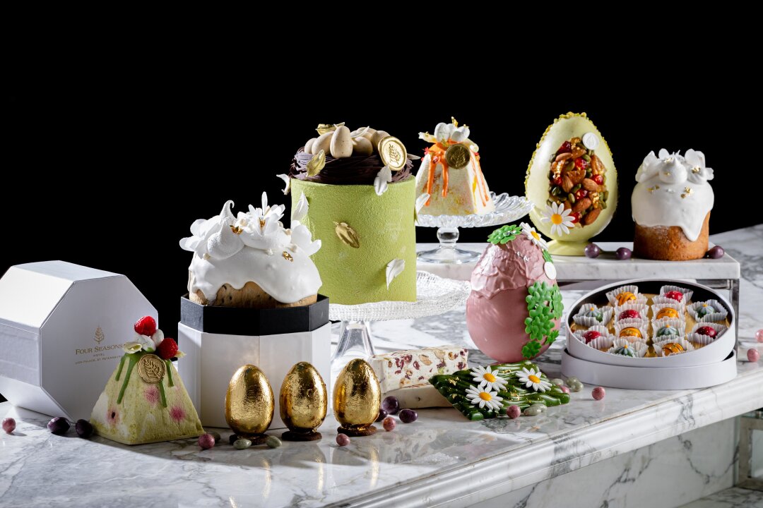 Four Seasons Hotel Lion Palace St. Petersburg Чайная гостиная представила не только коллекцию куличей, но и авторские десерты: творожная пасха (2500