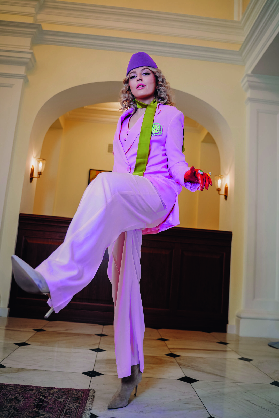 АННА ЛИСУНОВА Маркетолог Кольца, брошь, серьги AMADINA GLASS