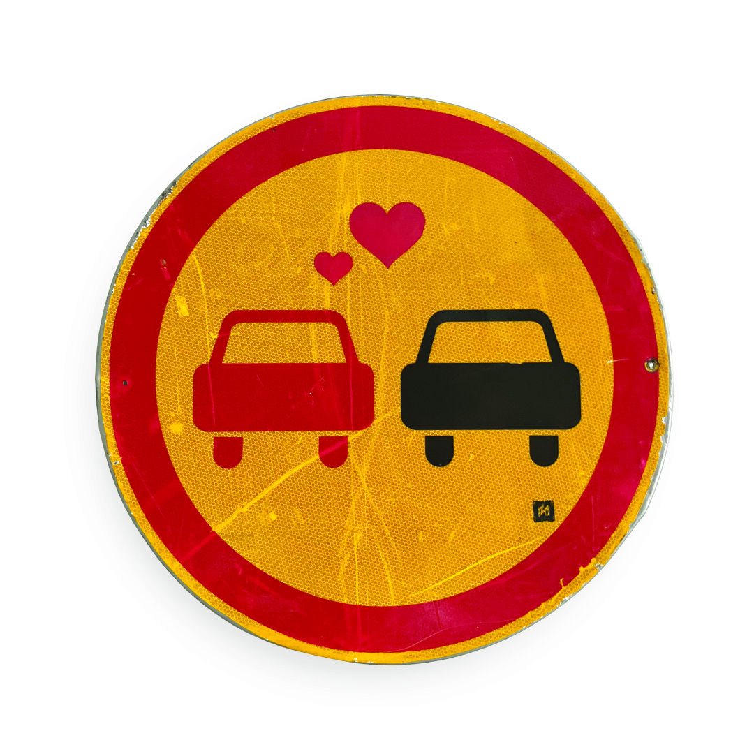 «Признание в любви». Дорожный знак, масло. Из серии «Знаки свыше». 70х70. 2023