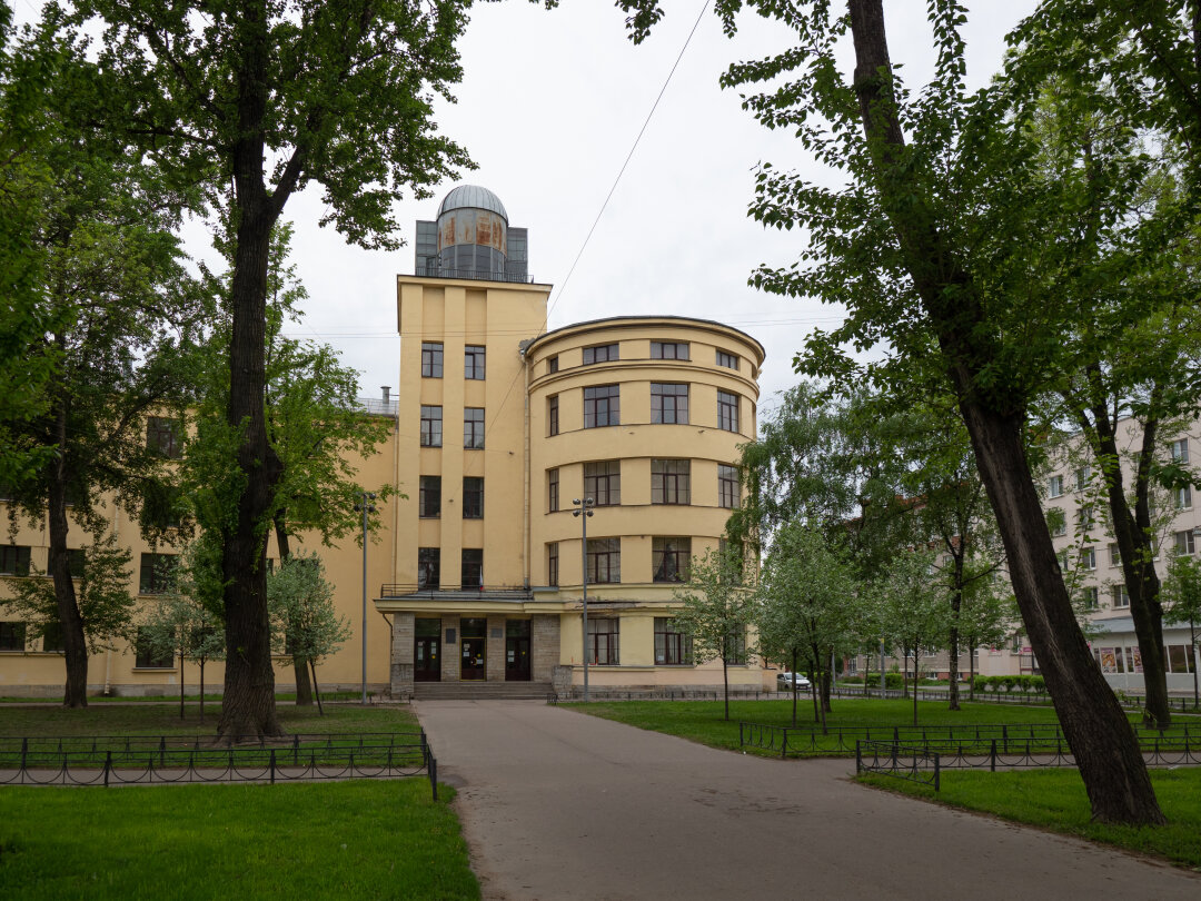 Школа имени 10-летия Октября