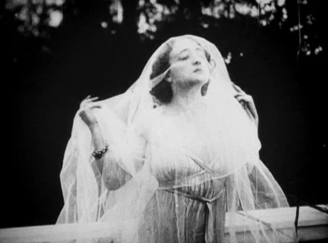 "Сатанинская рапсодия"