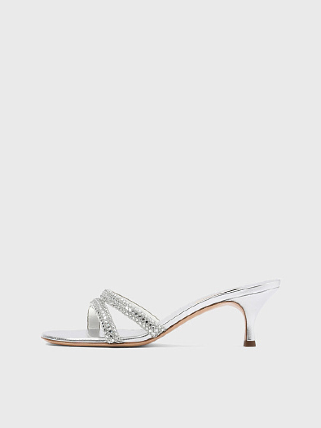 Босоножки Casadei, 76 000 руб.