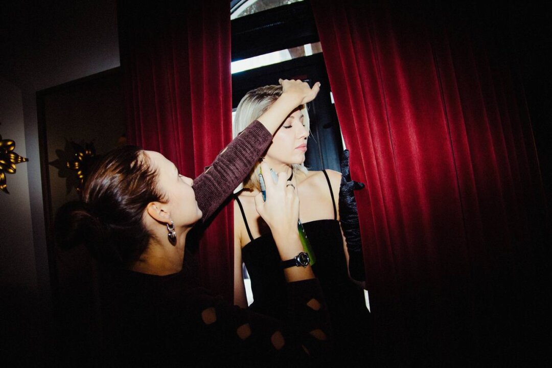 «Театральный лекторий» в ресторане «Тайная В.»