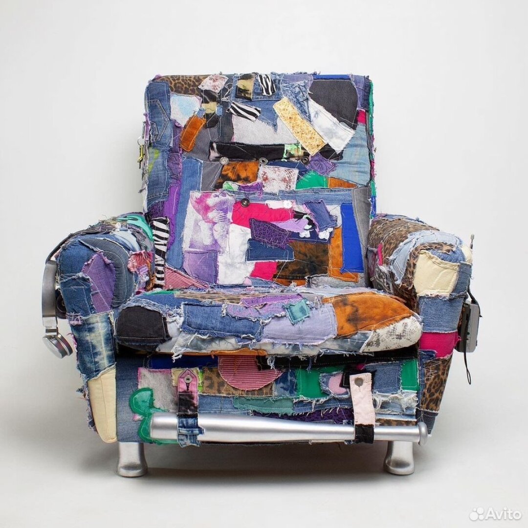 Кресло Manicure Vampire, 123 456 руб.