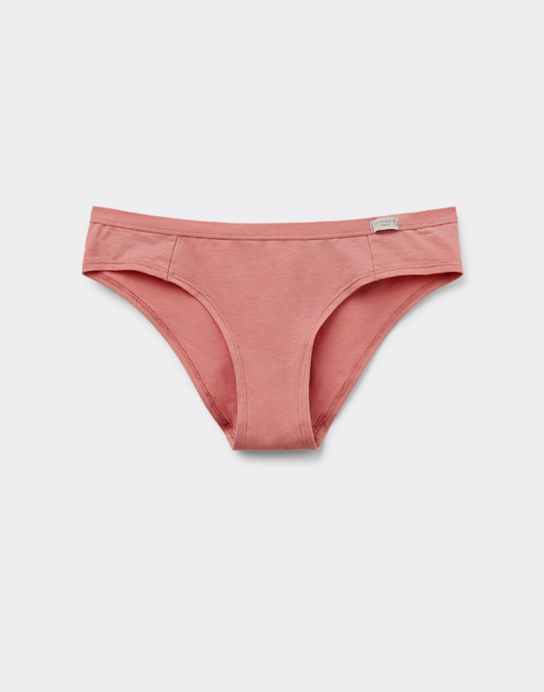 Слипы из Хлопка, Эстель Адони