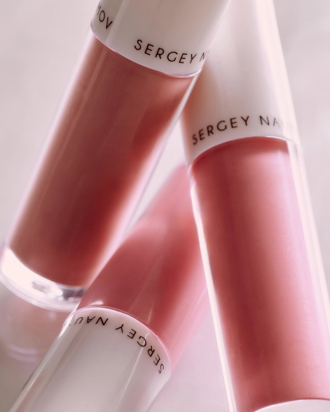 Румяна Sergey Naumov, 4 390 руб.