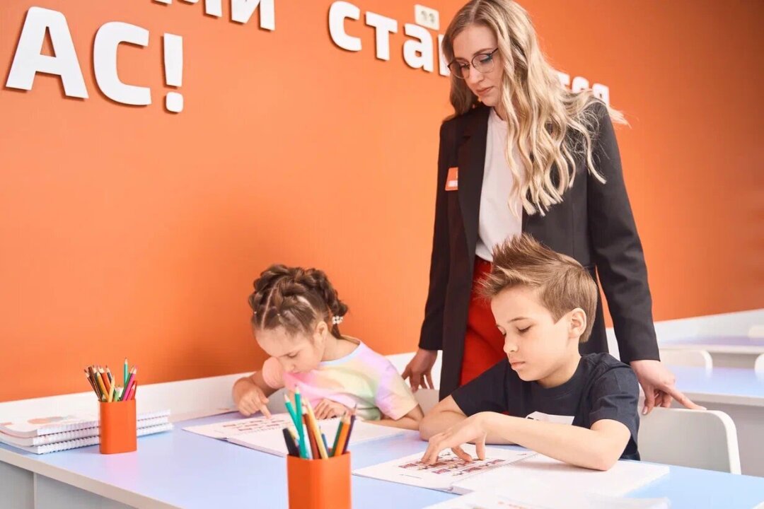 Дети на интенсиве в школе скорочтения IQ007