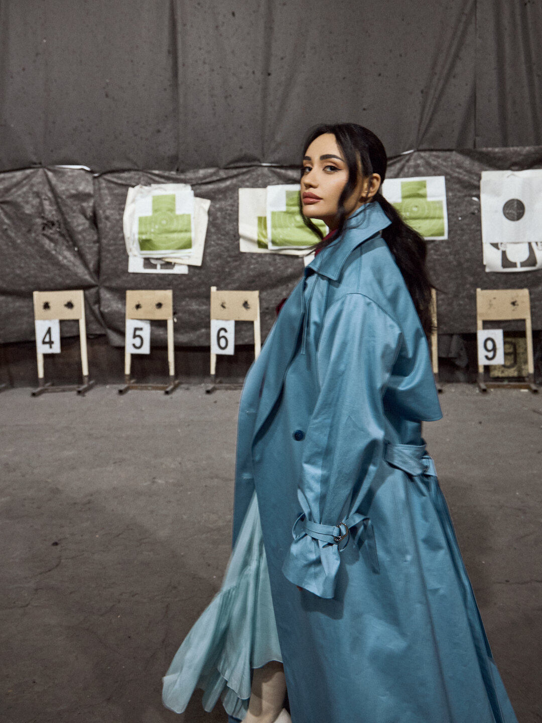 Тренч The clou (RUSSKIYE), блуза Studio 29, юбка Toomatch (RUSSKIYE)