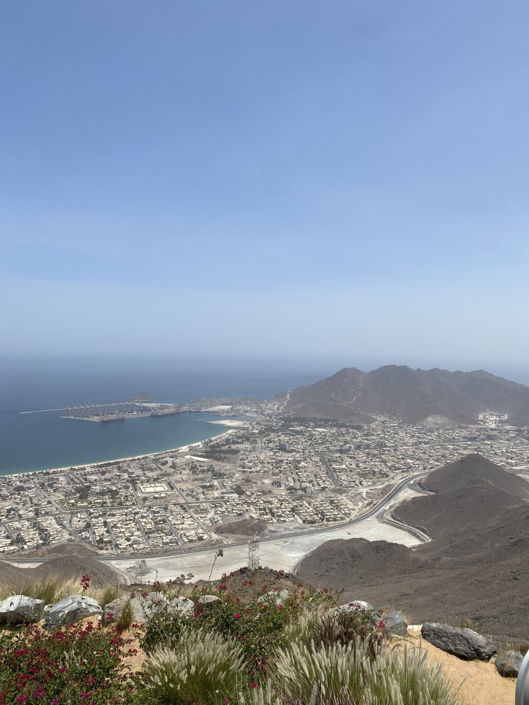 Вид на Индийский океан в эмирате Шарджа