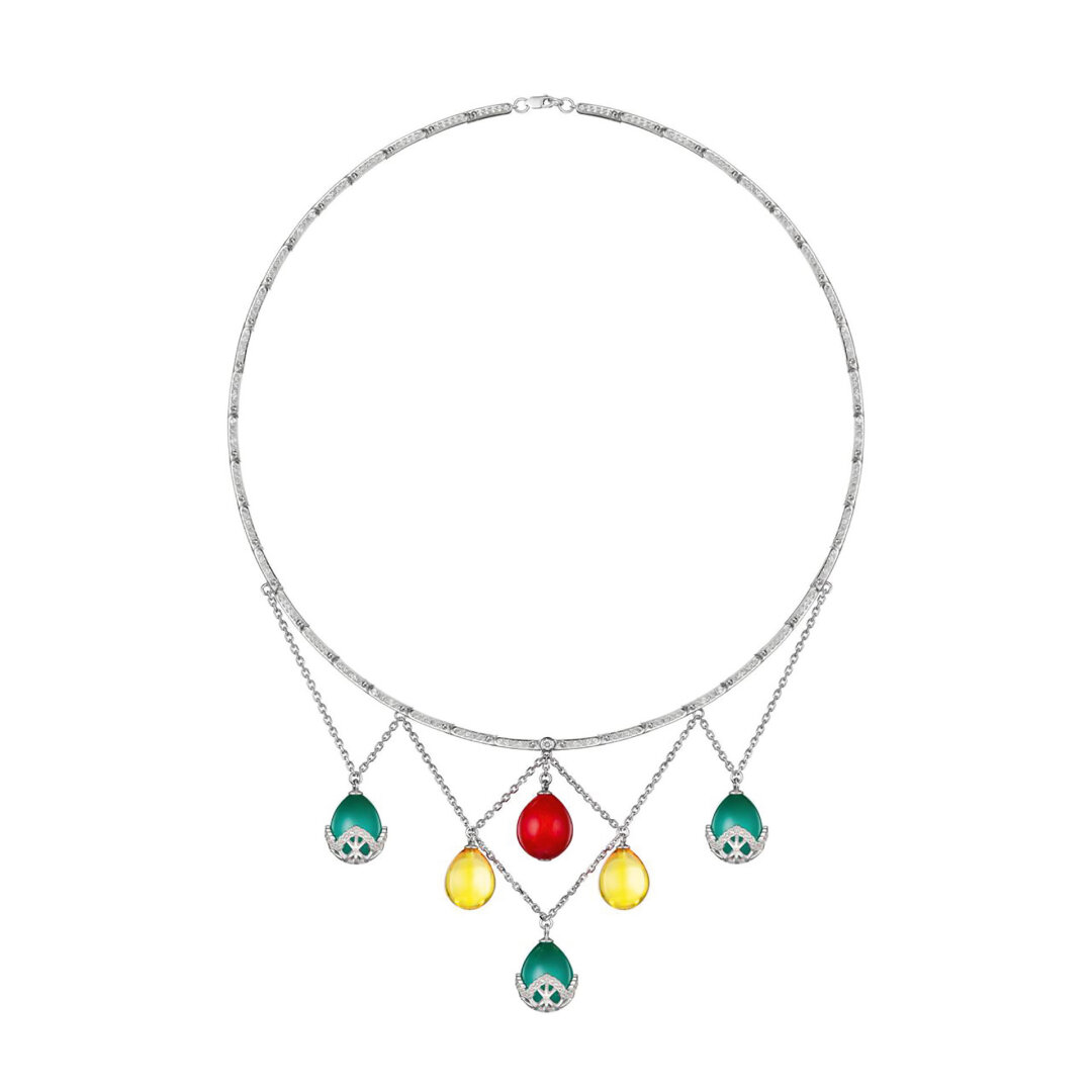 Russkaya Skazka, 240 000 руб.