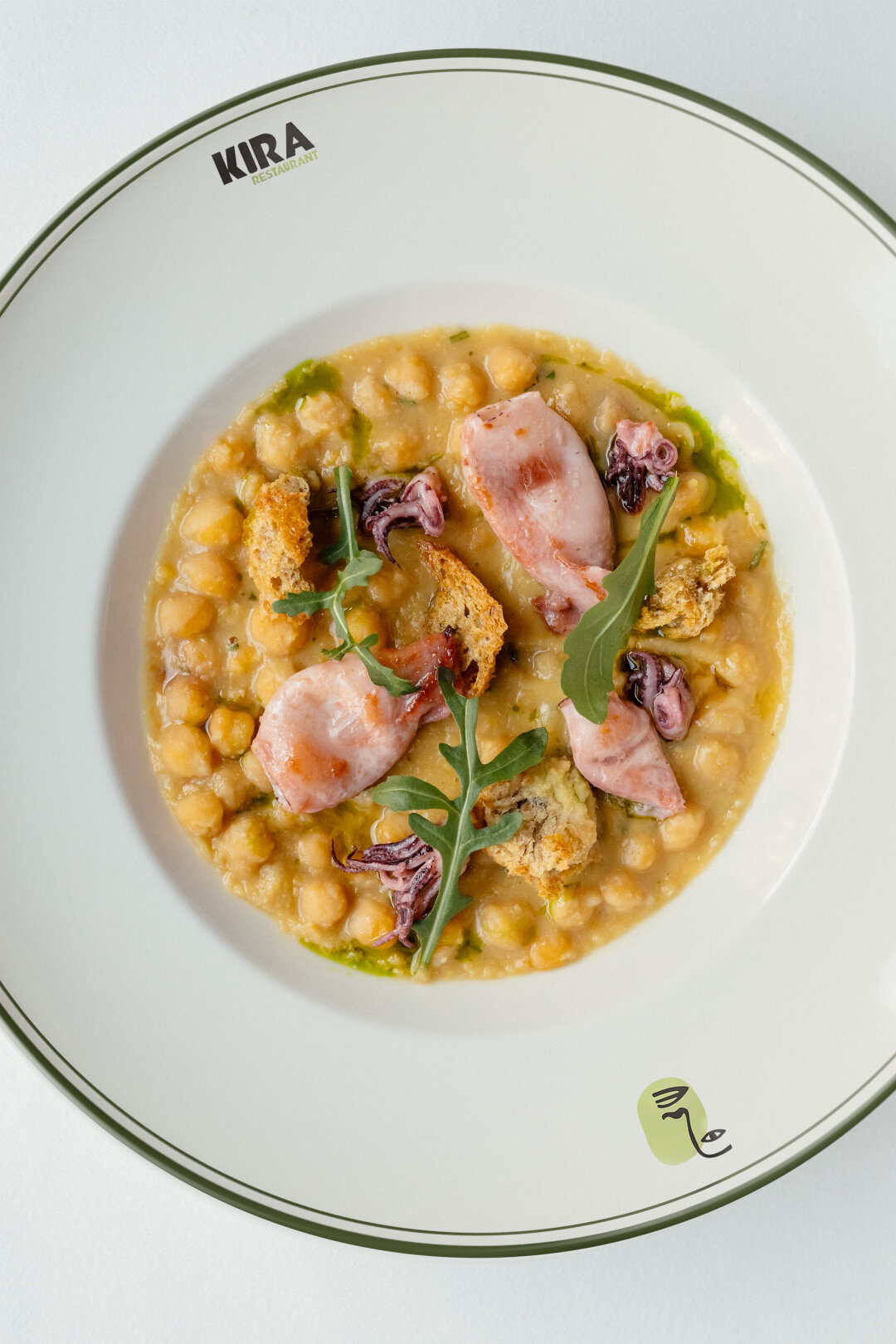 Гуляш из нута с кальмаром