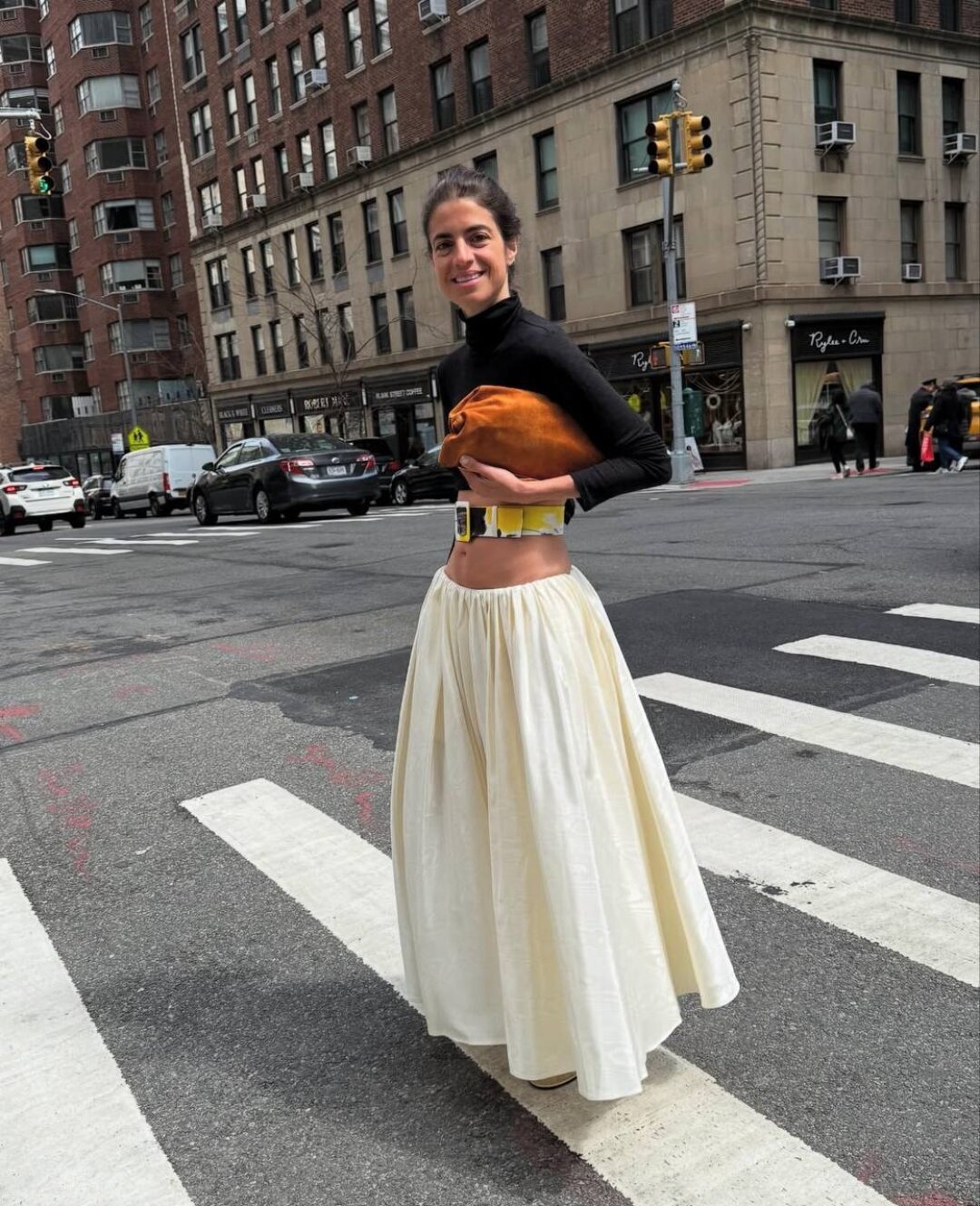 Леандра Медин