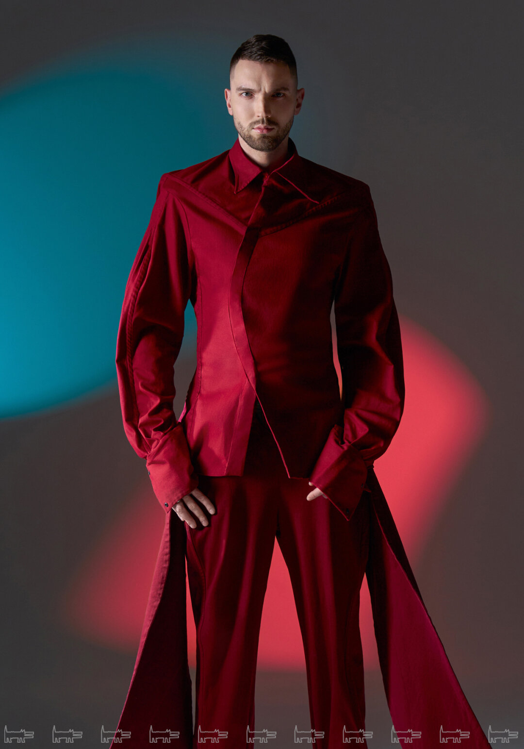 на Дмитрии Фёдорове: костюм STEPAN BEREZHNOY