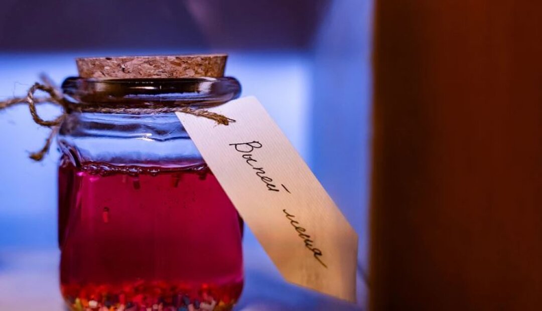 Спектакль «Алиса в стране чудес»