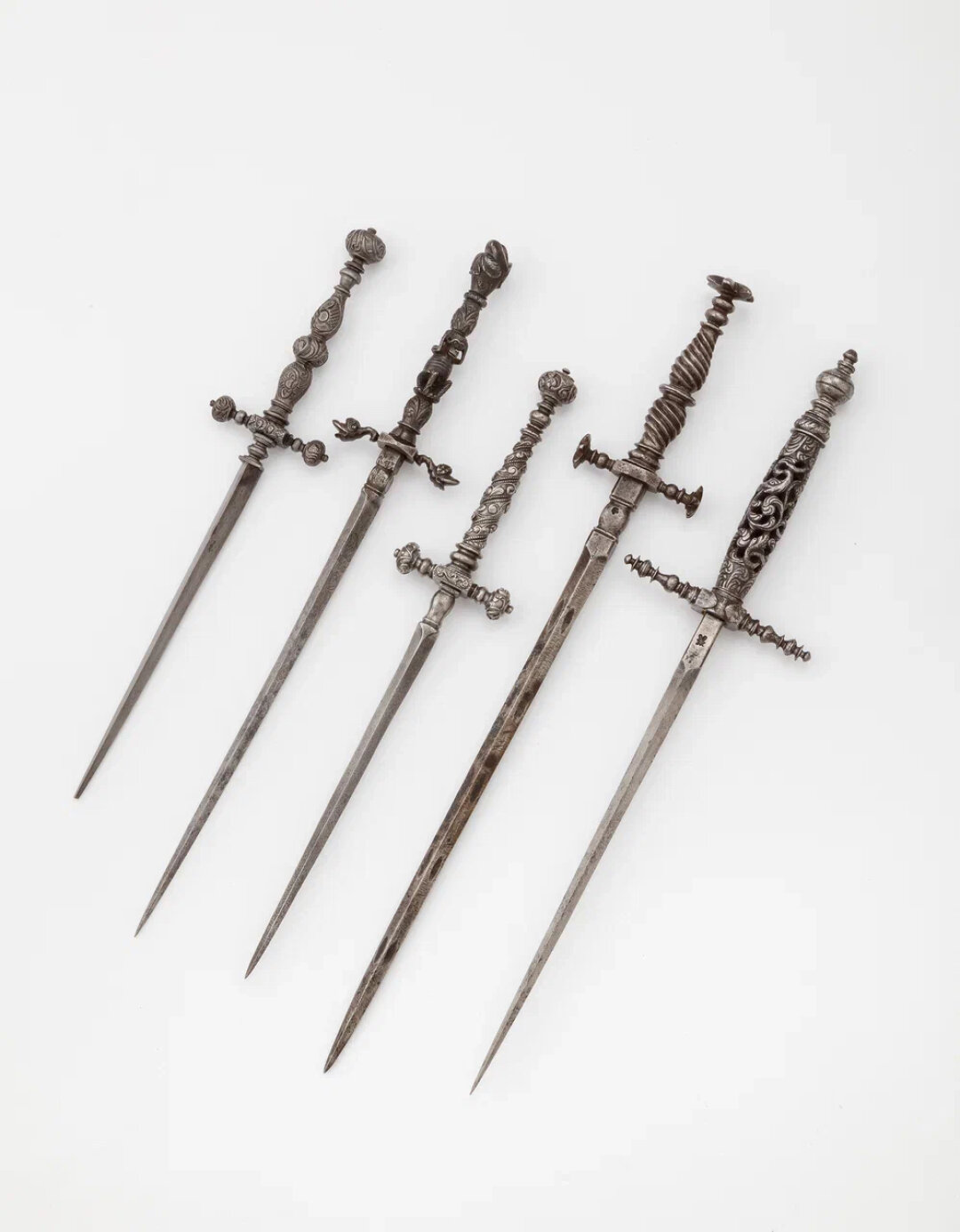 Стилеты, XVII век