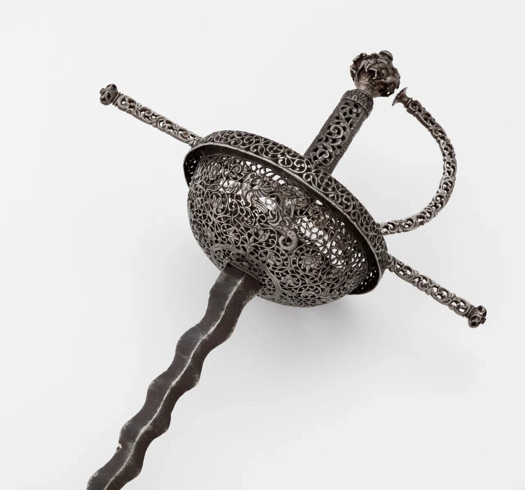 Франческо Мария Ривольта, Шпага с эфесом типа «таза», вторая половина XVII века