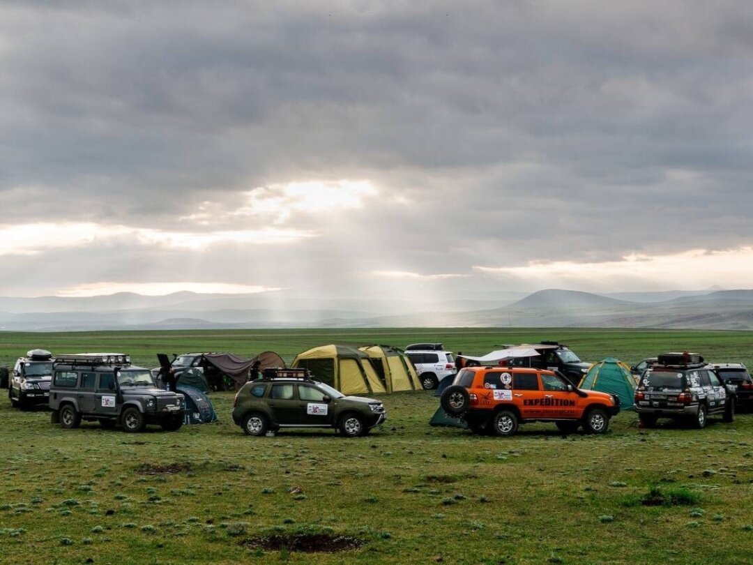 «Кочующий Красный слон»