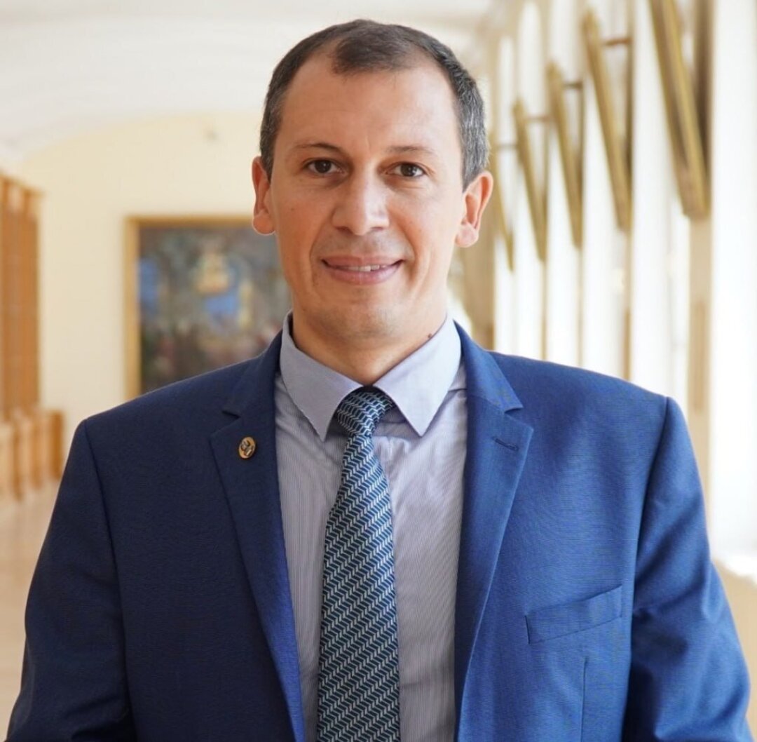 Николай Кузнецов