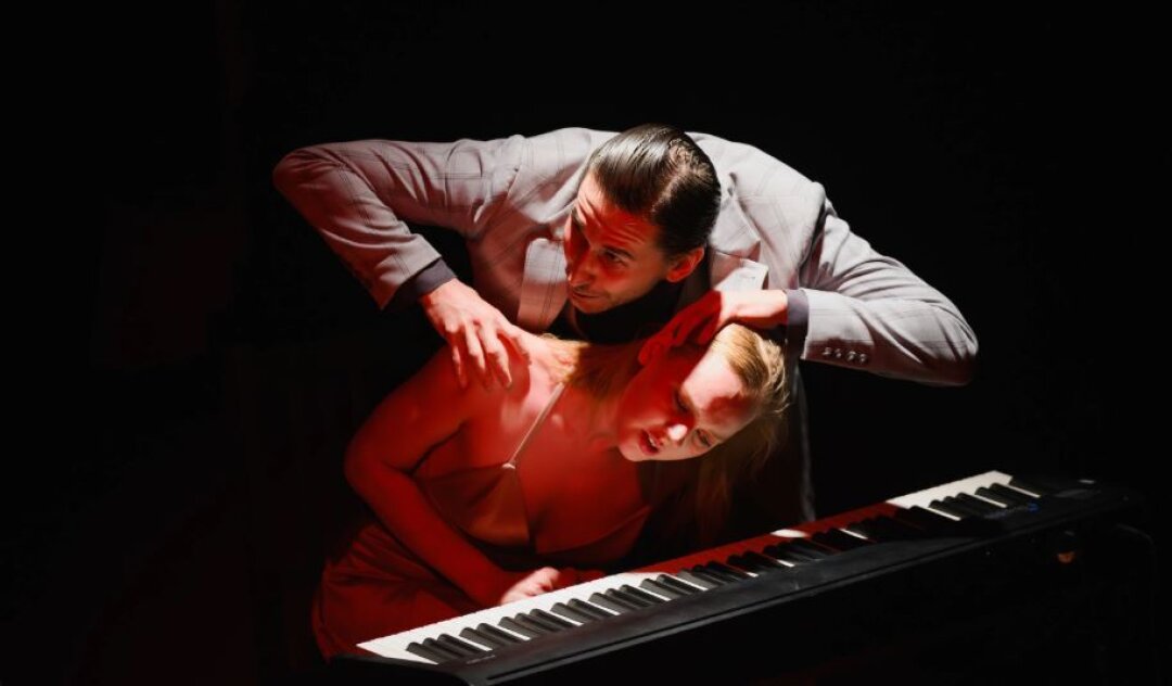 Спектакль «Нора»