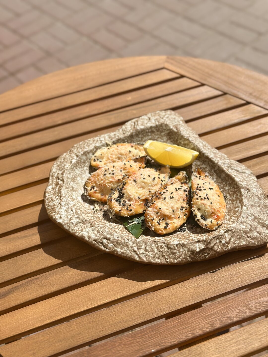 Мидии в яки соусе из The Hound