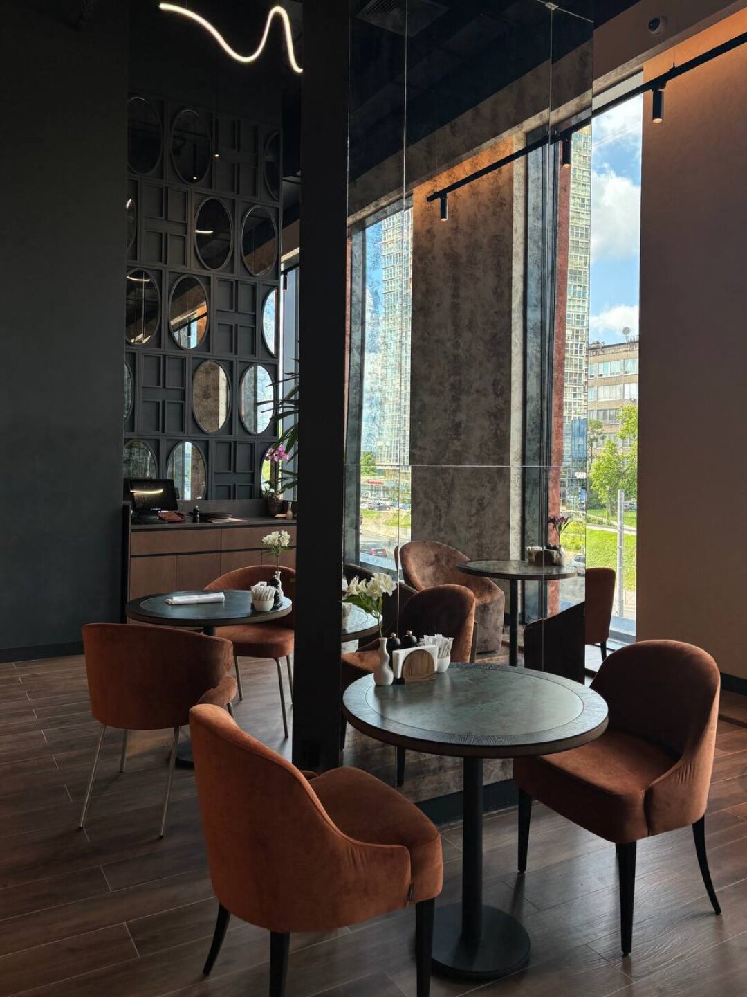 Интерьер ресторана Stoke