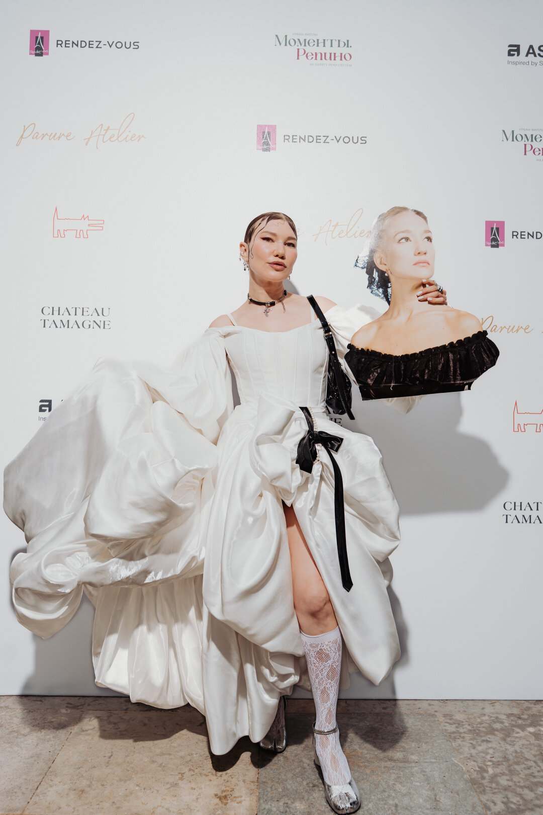 Лена Голова