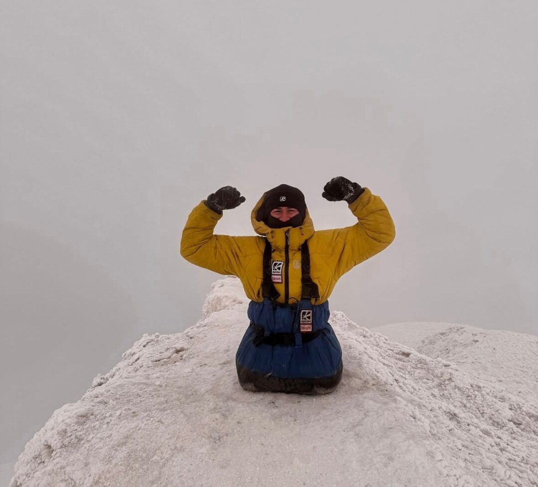 Рустам Набиев на вершине горы Арарат