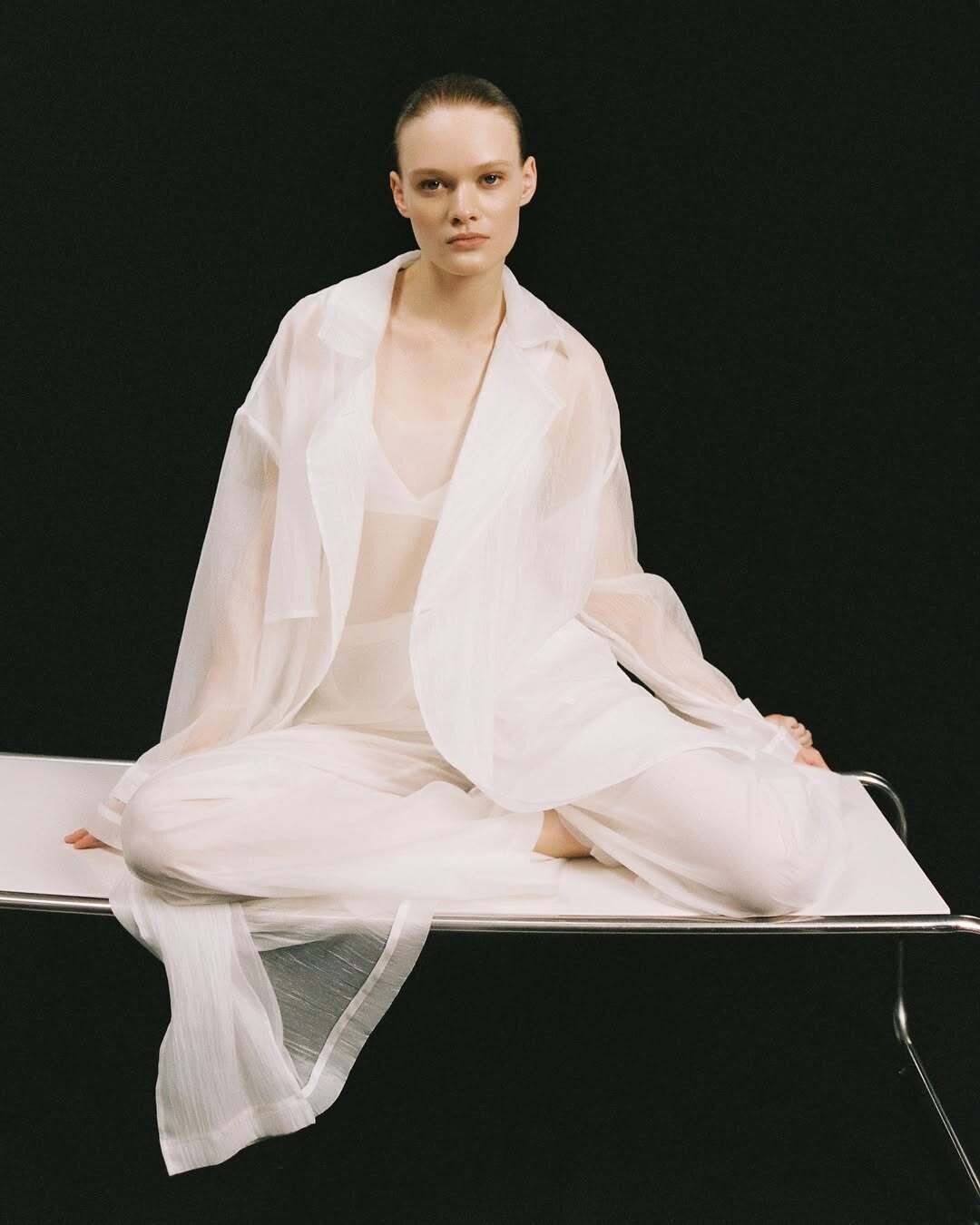 Тренч Анже из линейки Priority, 35 990 руб.