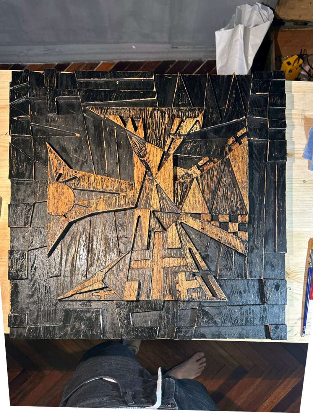 «Невозможный образ, как и ты». Шуля и Павел Пасютин. Дерево, акрил. 2025