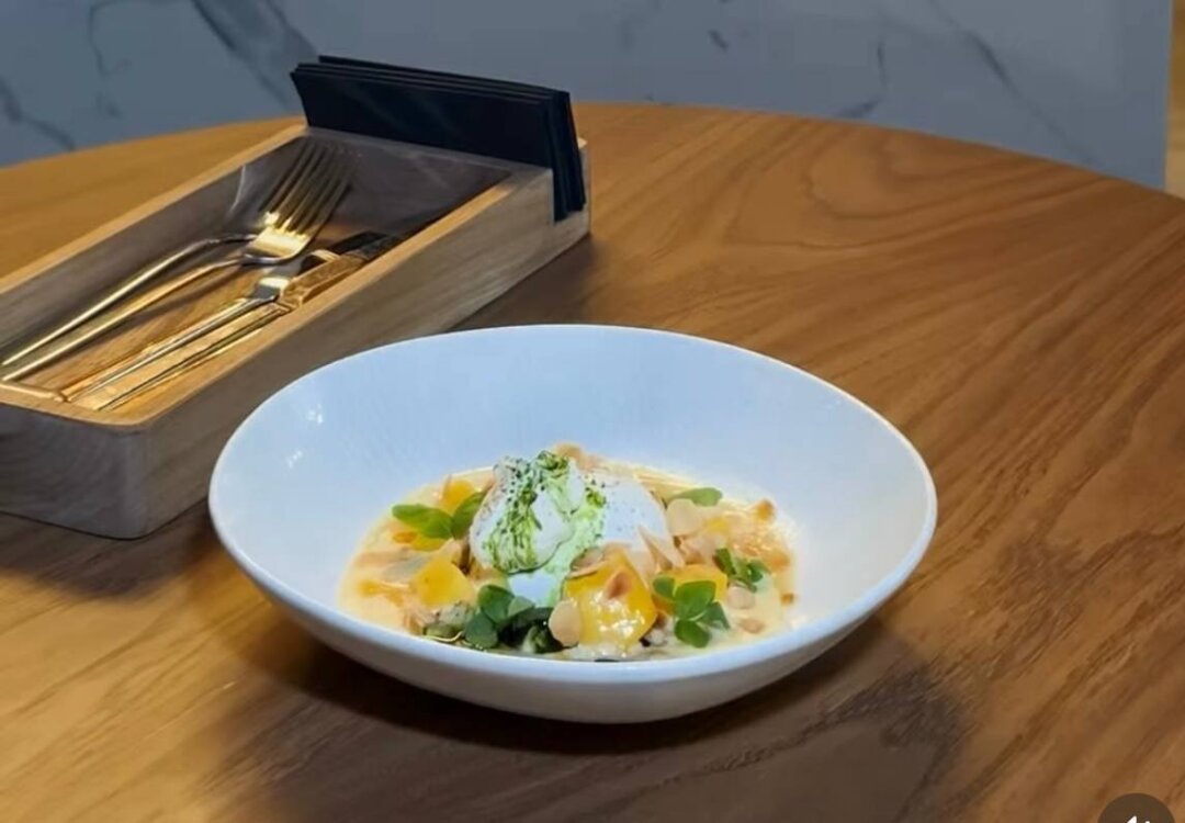 Буррата с манго