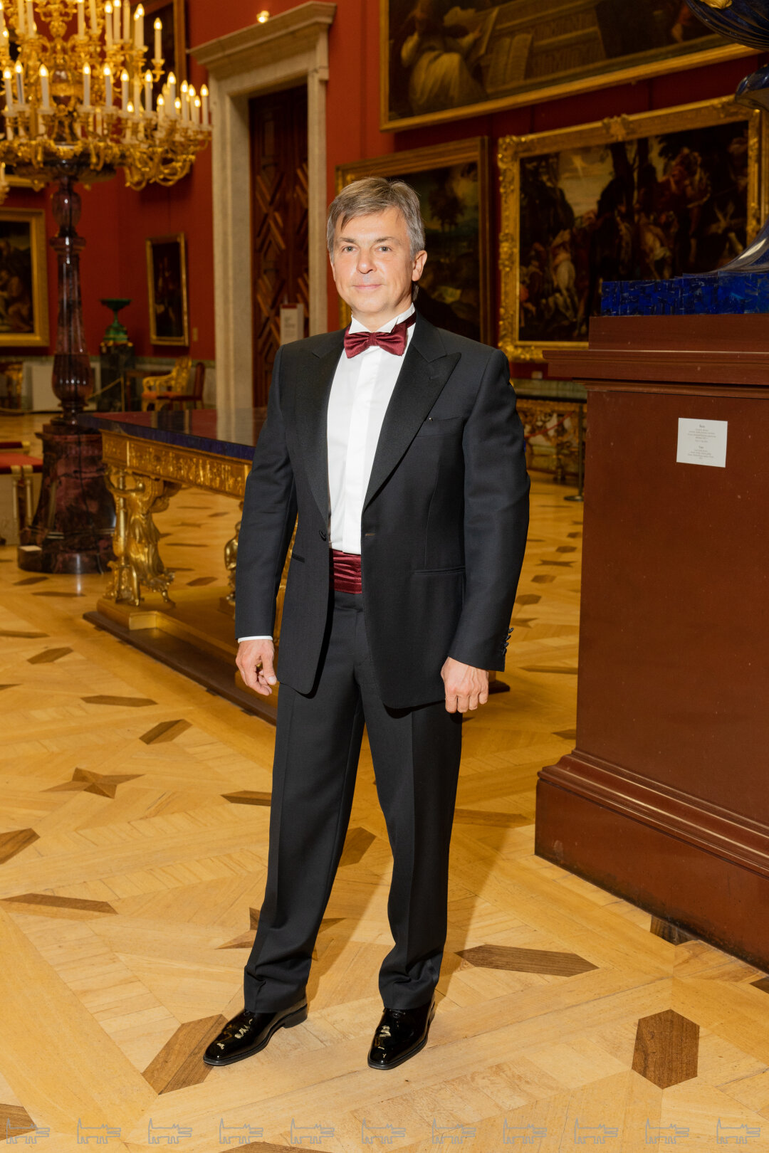 Игорь Суханов