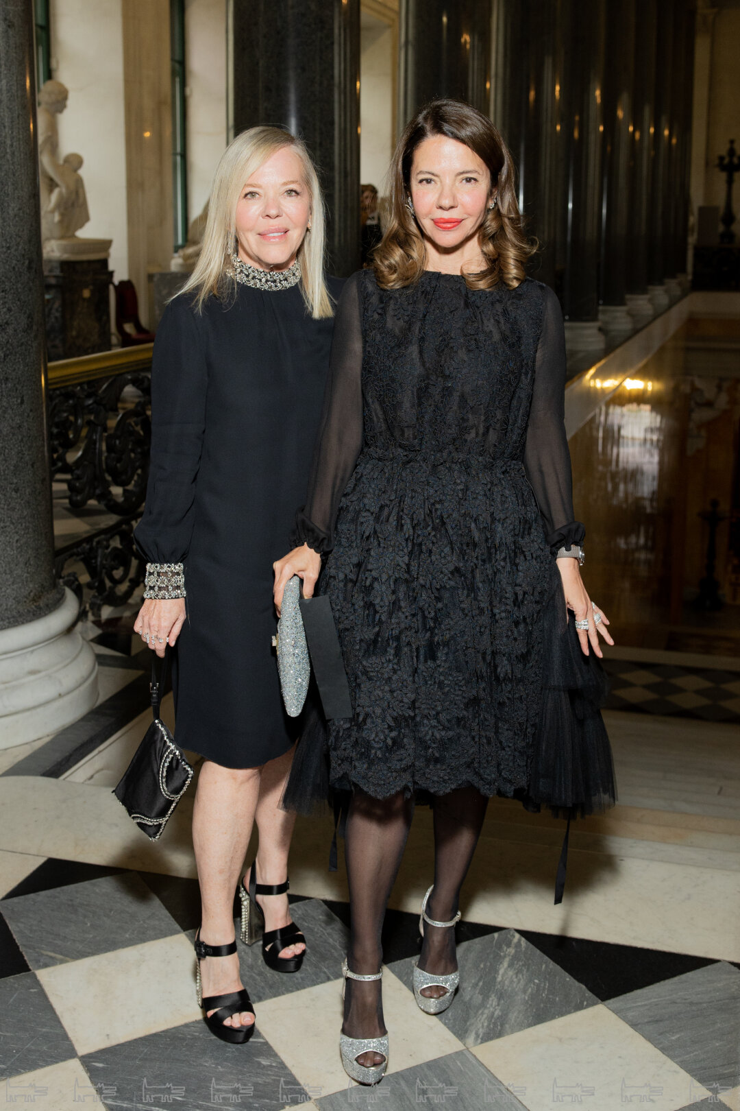 Эдже Эге, Айше Эге (Dice Kayek)